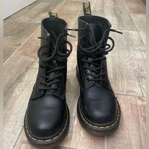 Dr. Marten Size 6 boots